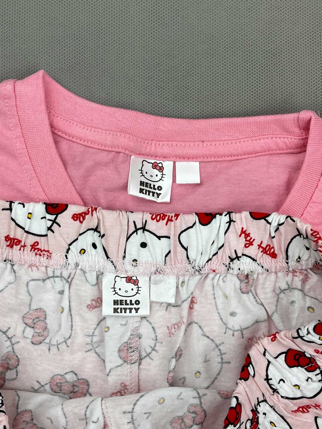 ست تیشرت و شورتک دخترانه نخ پنبه Hello Kitty کد A2996 — تصویر ۷