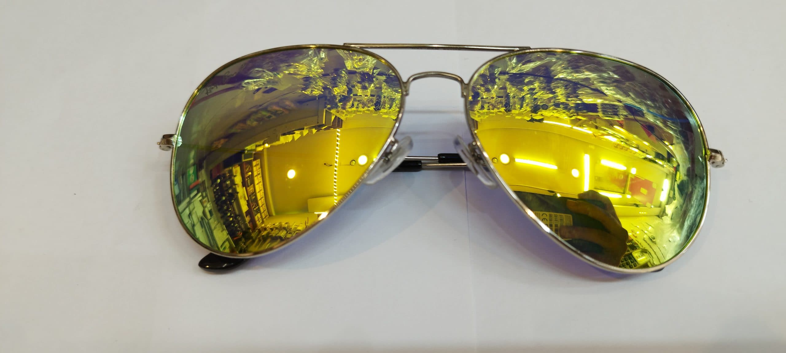 عینک آفتابی مردانه پلاریزه برند Ray.Ban داری فرم زیبا