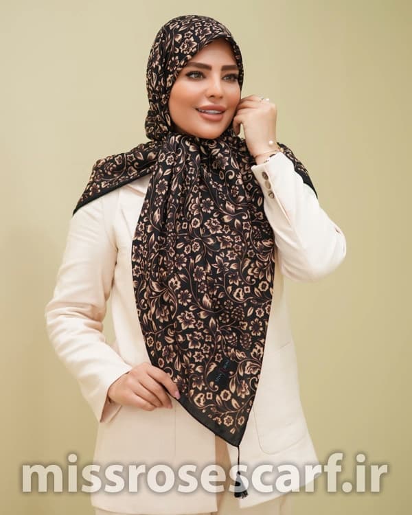 روسری نخی کد L220 — تصویر ۲