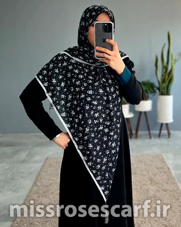 روسری نخی طرح Adela — تصویر ۲