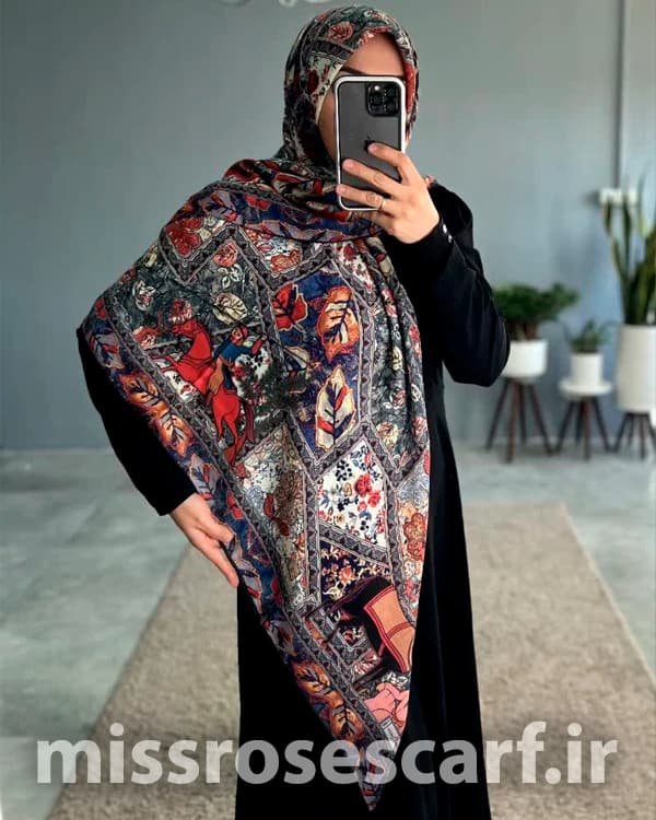 روسری طرح یلدا کد L217