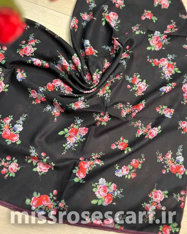 روسری قواره 120 کد B29 — تصویر ۲