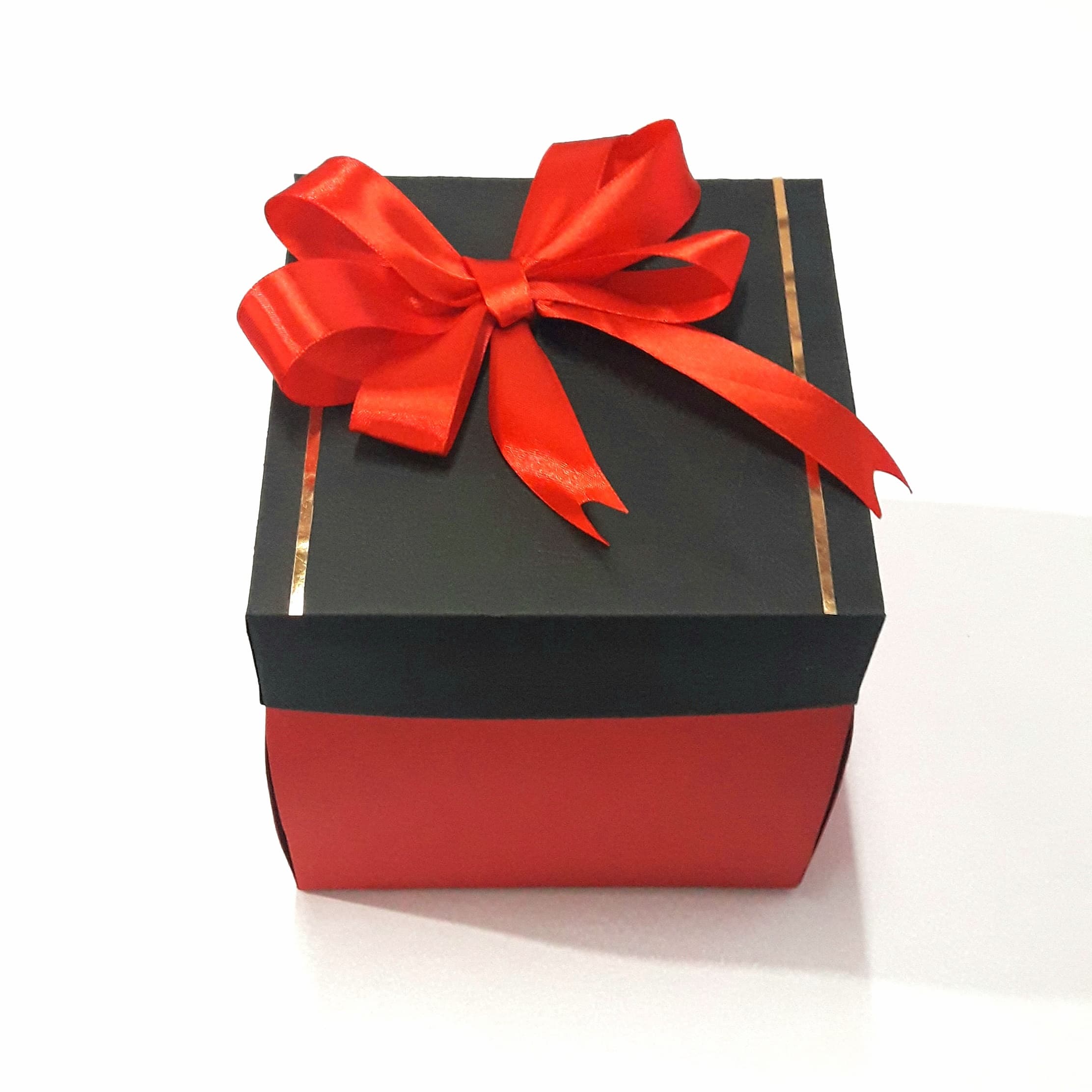 جعبه کادویی سورپرایزی طرح گل