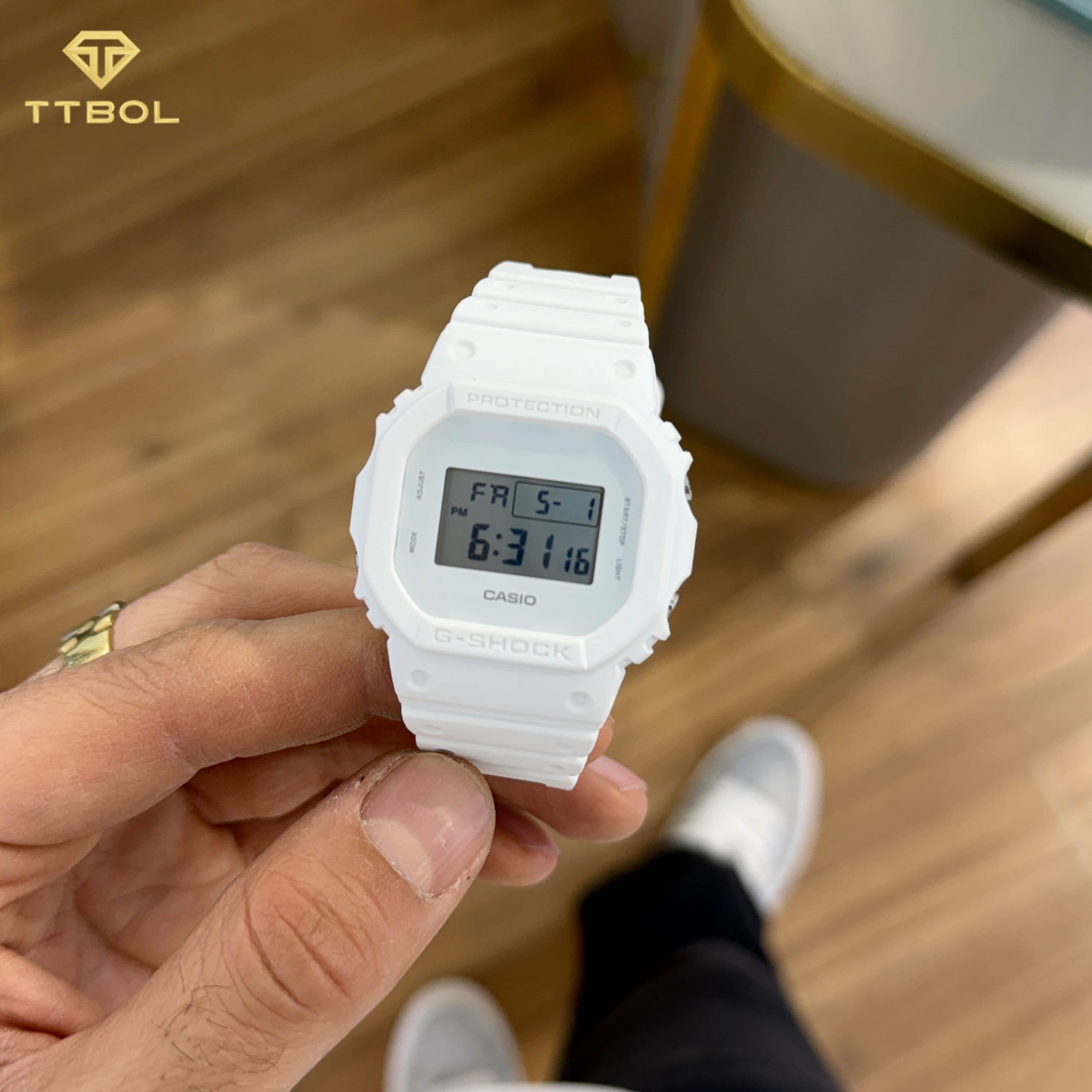 ساعت مچی مردانه کاسیو جیشاک CASIO G-SHOCK DW-5600WW-7 — تصویر ۲
