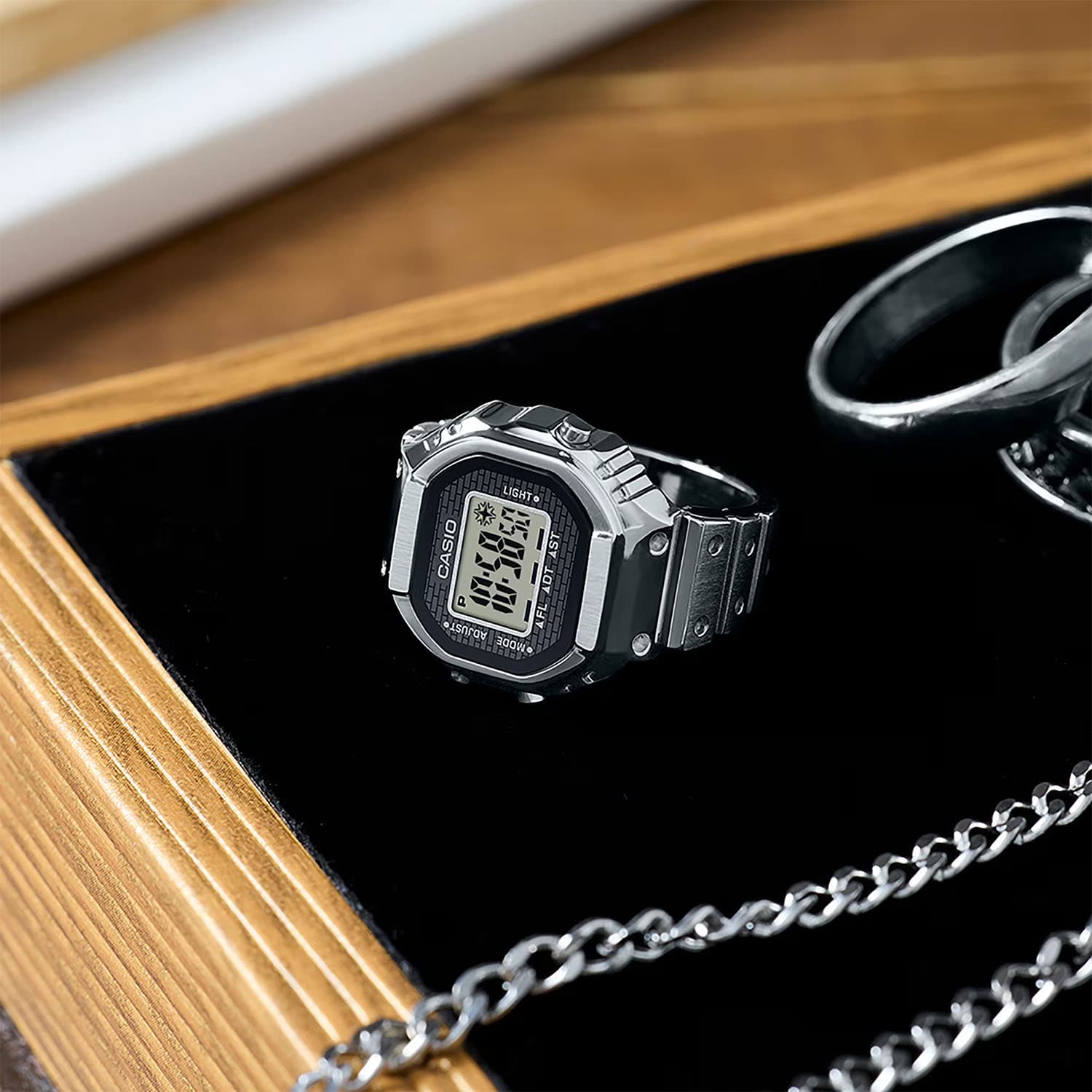 ساعت انگشتری کاسیو CASIO CRW-001-1 — تصویر ۵