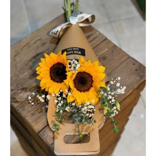 دسته گل خاص به مناسبت روز خبرنگار 9720