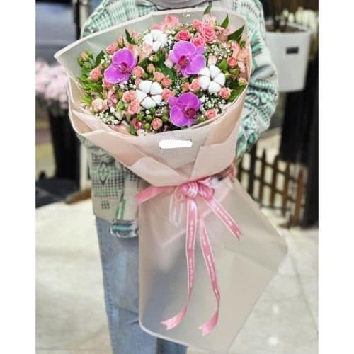 سبد و دسته گل خاص به مناسبت روز زن 9540 — تصویر ۲