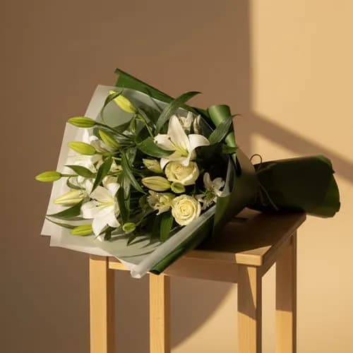 دسته گل رز و لیلیوم – موژان|گلفروشی آنلاین