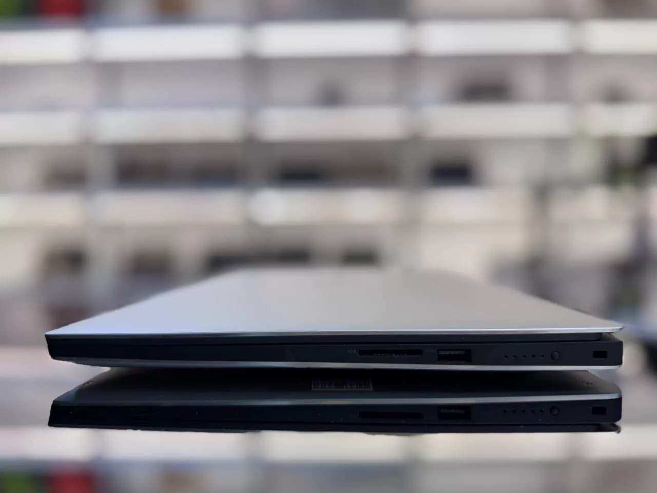 لپ تاپ استوک ورک استیشن دل DELL Precision 5540 Core i7 Nvidia Quadro T1000 — تصویر ۲