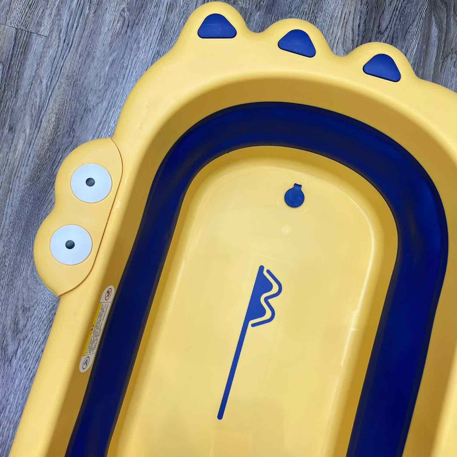 وان حمام پایه دار و تاشو نوزاد و کودک بیبی هود Babyhood طرح تمساح — تصویر ۹
