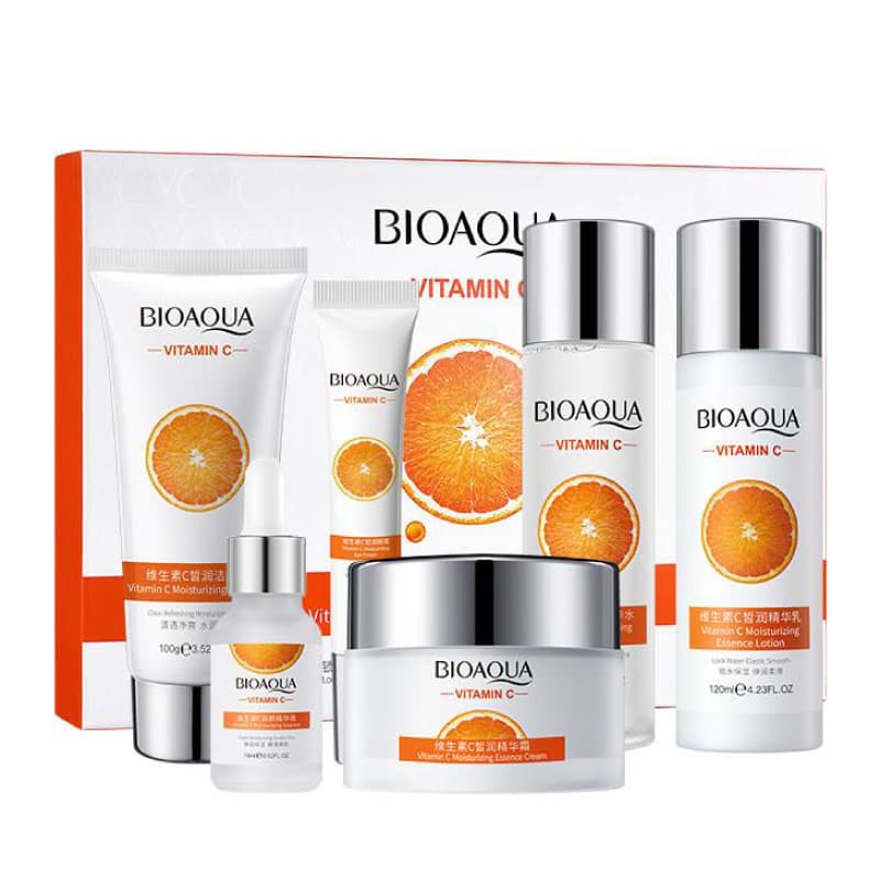 پک 6 محصولی روشن کننده و مرطوب کننده VITAMIN C بیوآکوا BIOAQUA