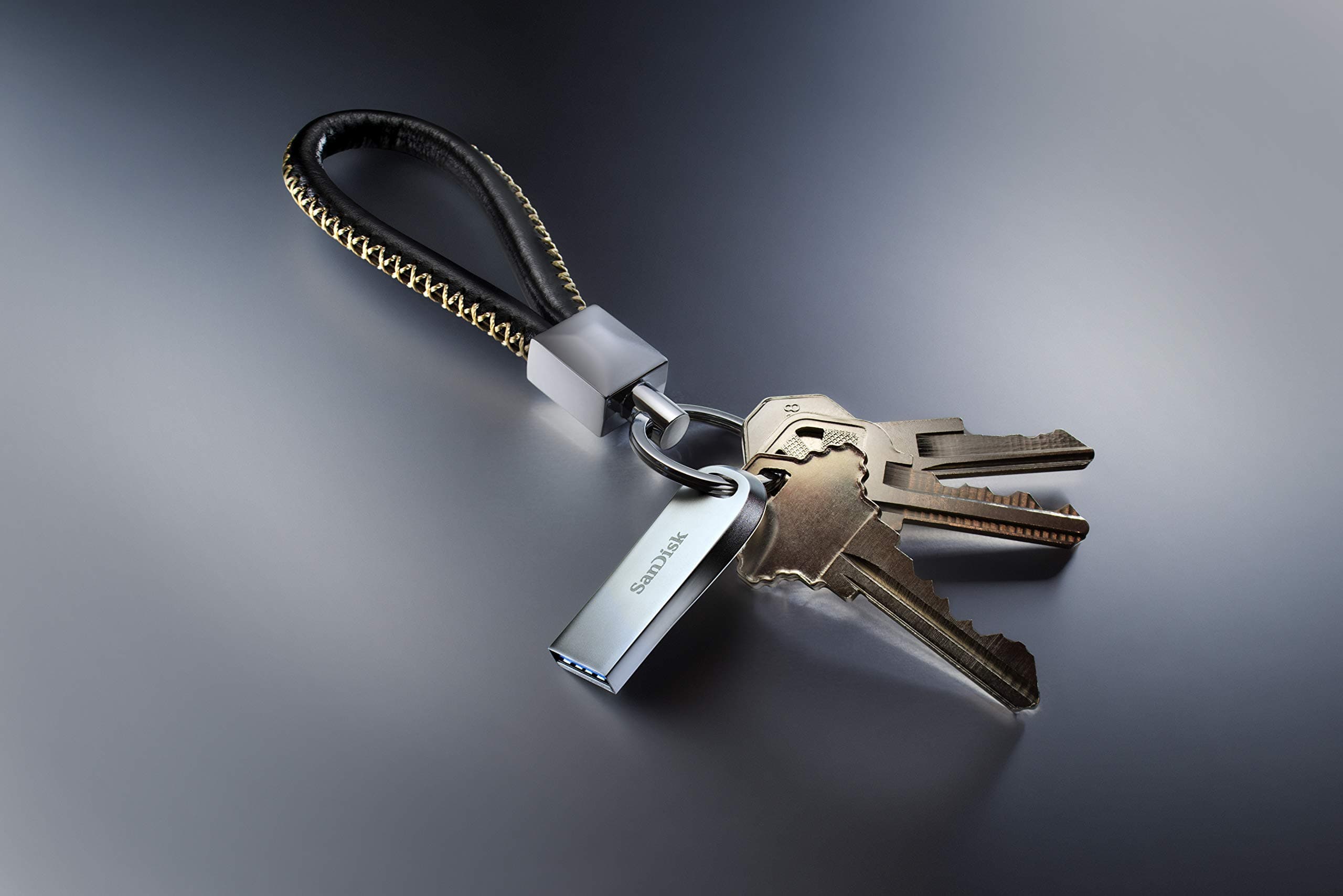 فلش مموری سندیسک 32 گیگابایت (SANDISK) مدل ULTRA LUXE — تصویر ۲