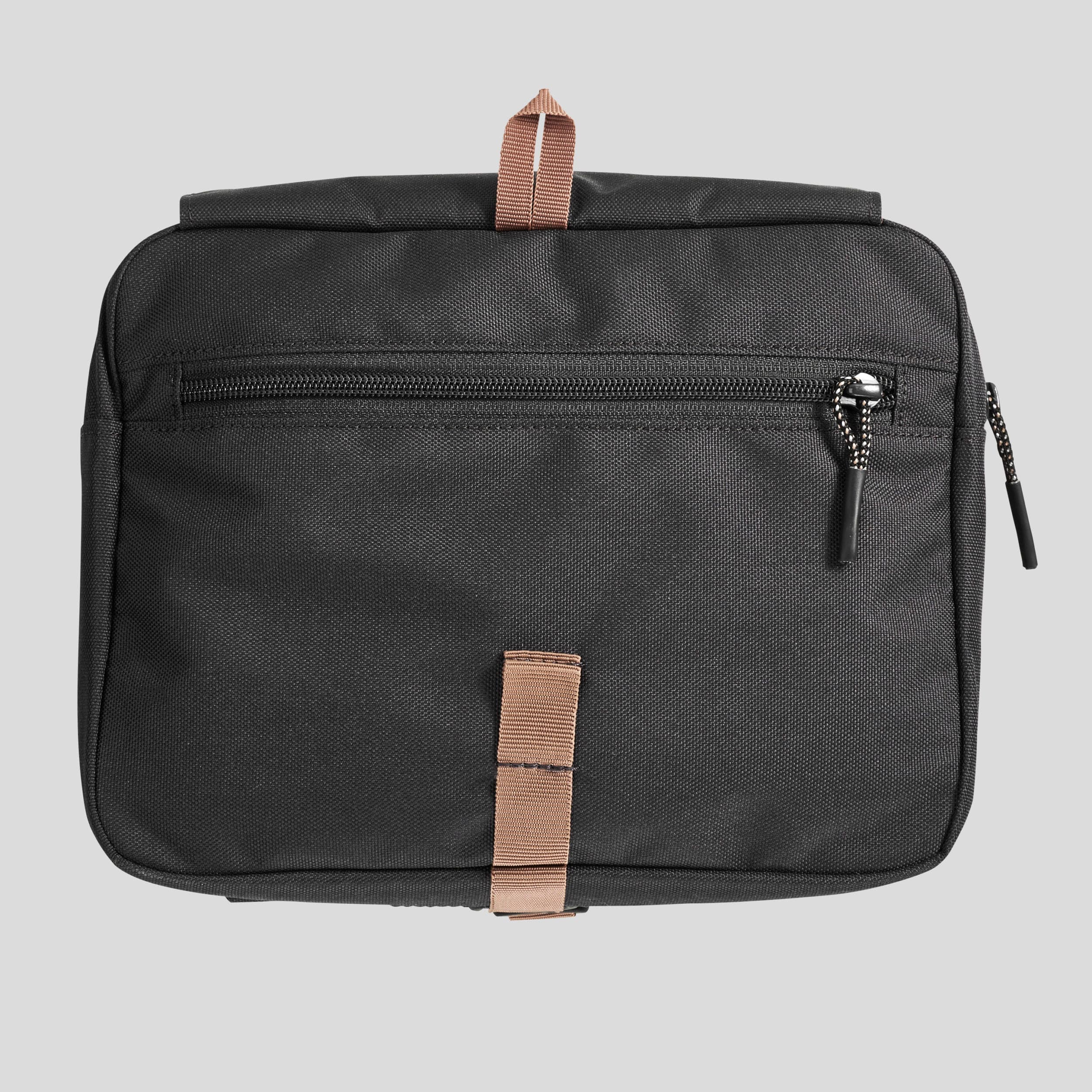 کیف لوازم آرایشی و مسافرتی فورکلاز Forclaz Travel / Cosmetic Bag – Black — تصویر ۴