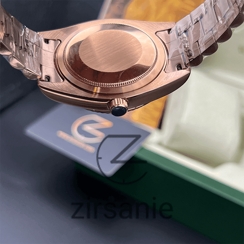 ساعت مچی مردانه رولکس دی دیت Rolex Day Date Rosegold Green Greek Index — تصویر ۷