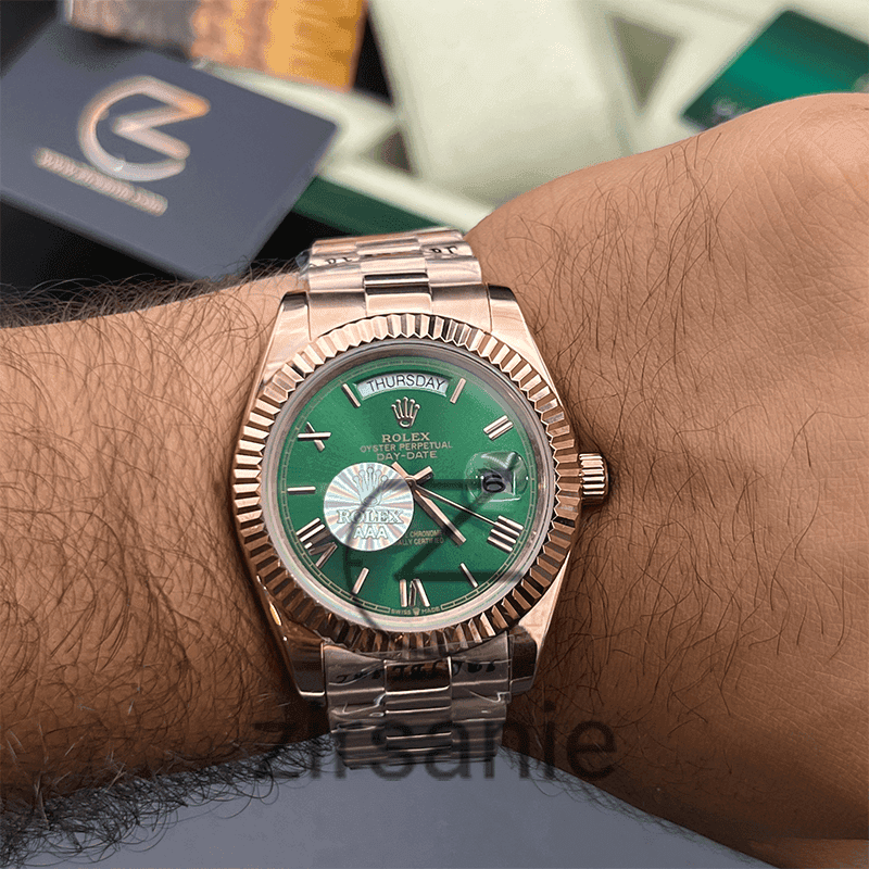 ساعت مچی مردانه رولکس دی دیت Rolex Day Date Rosegold Green Greek Index — تصویر ۵