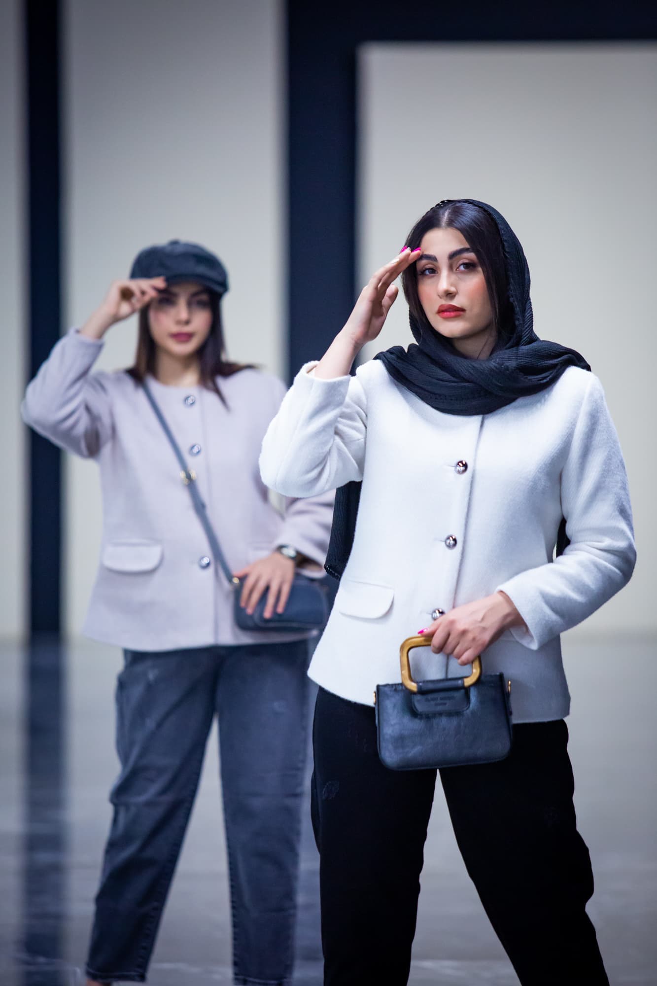 کجراه یقه گرد ساغر