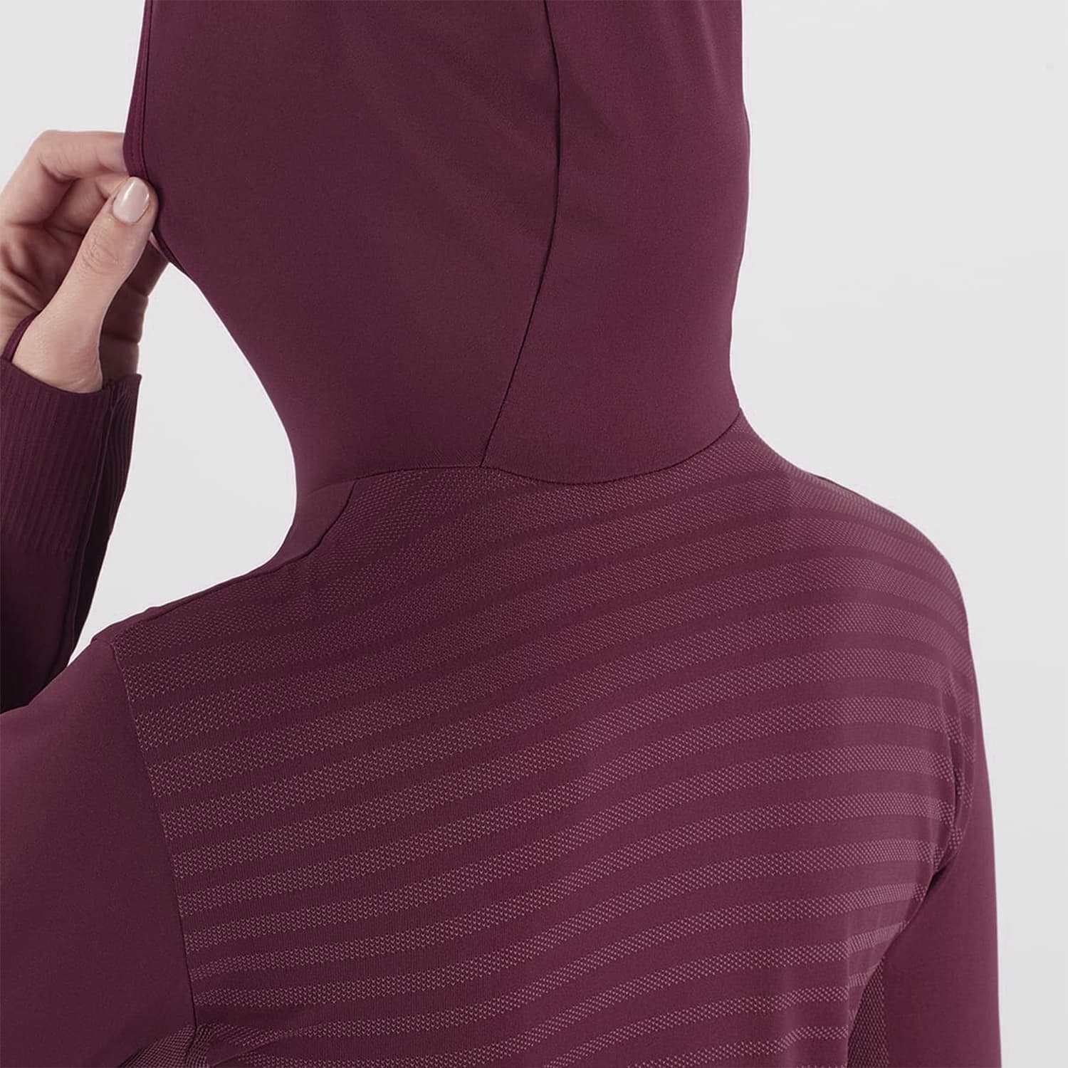 سویشرت سالامون / SALOMON – مدل Seamless Hoodıe / زرشکی — تصویر ۵