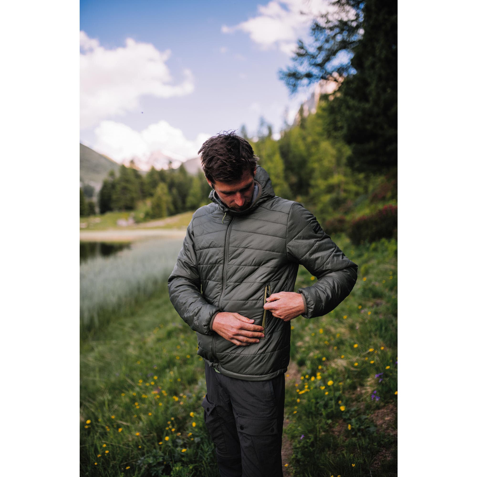 کاپشن الیاف کچوا / FORCLAZ – مدل Trek 100 Hoodie/ سبز — تصویر ۴