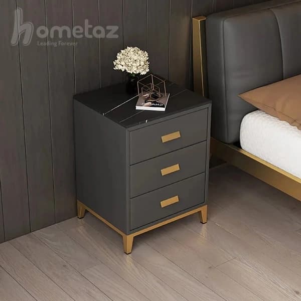 میز پاتختی پایه استیل سه کشو طرح یانا — تصویر ۳