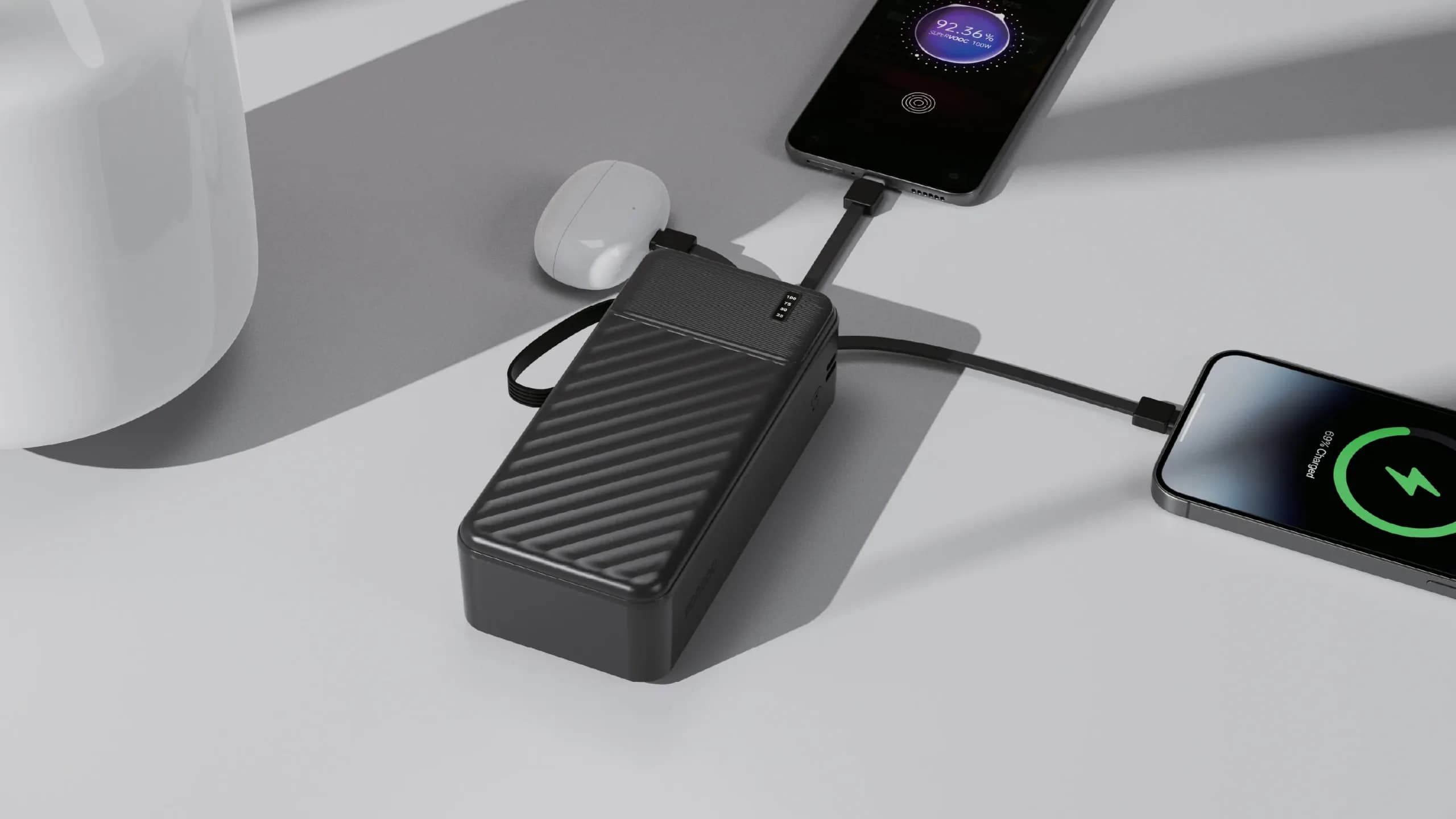 پاوربانک دسته‌دار Porodo مدل Piano 30000mAh با کابل‌های داخلی پورودو — تصویر ۳