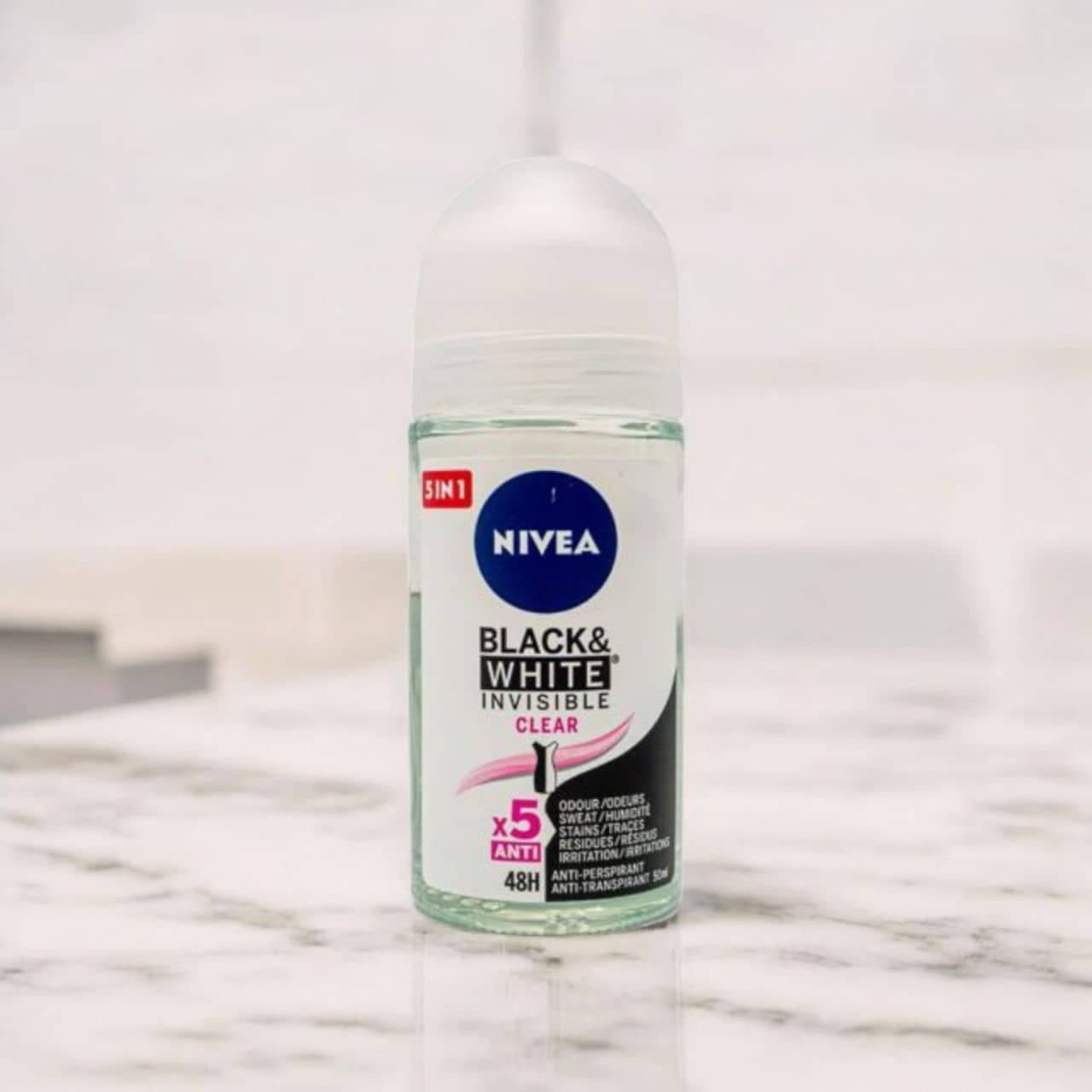 مام رول زنانه ضدتعریق 42 ساعته نیوآNIVEA مدل بلک اند وایت کلیر صورتی حجم 50 میل — تصویر ۲