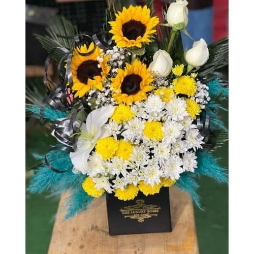 گل فروشی نزدیک کافه اکسپرس کاشانک تهران r358