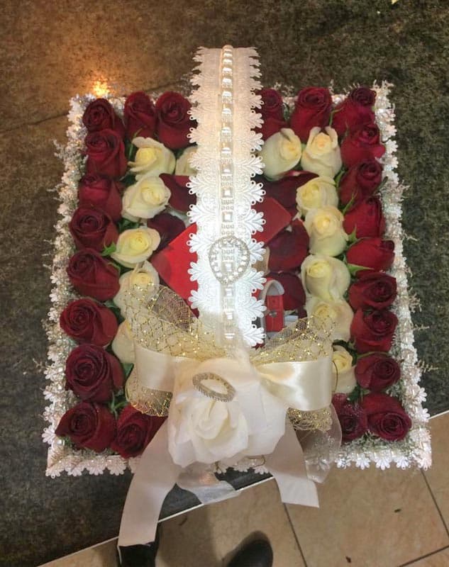 سبد گل گرد دسته دار کد 666