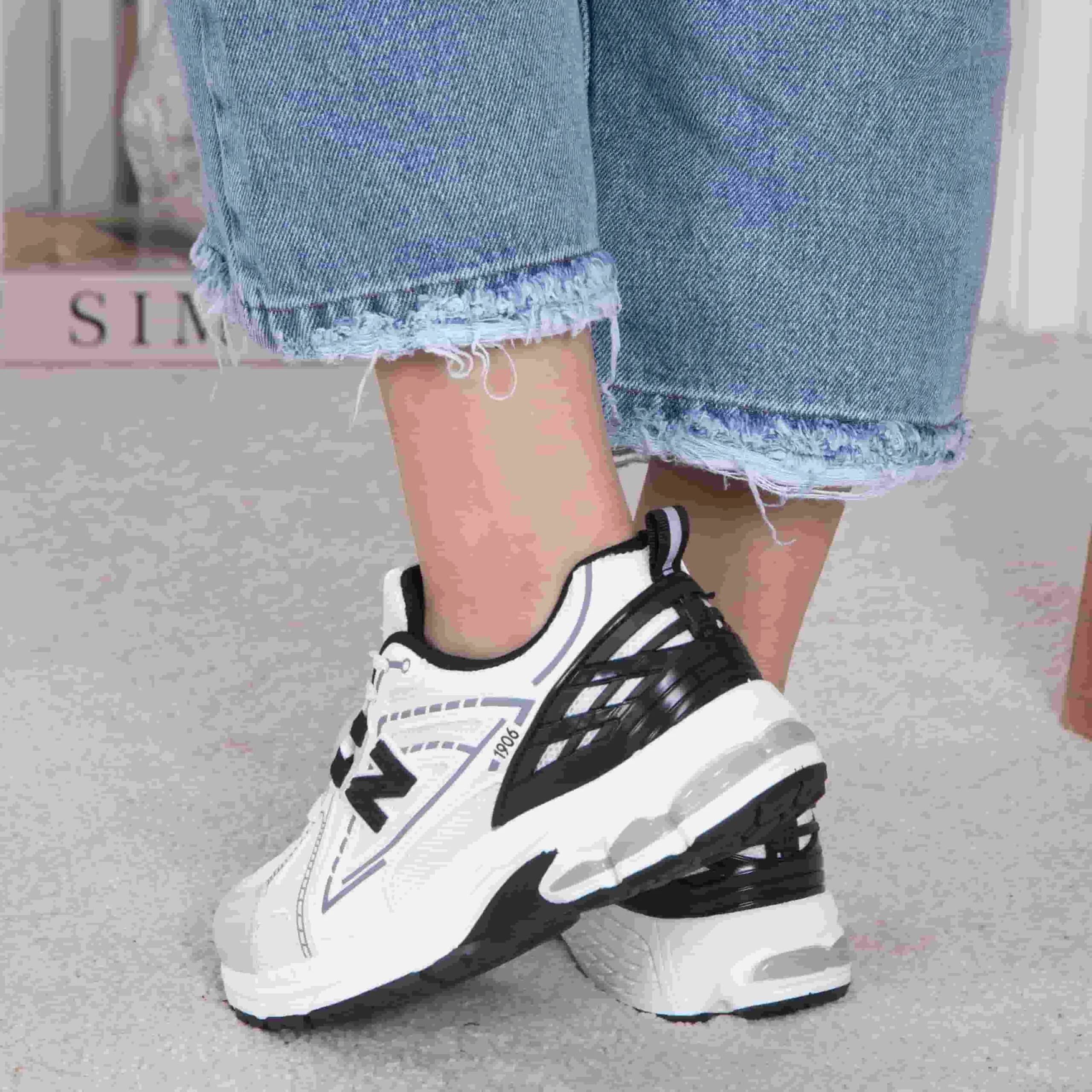 کتونی دخترانه NEW BALANCE 1906 — تصویر ۳