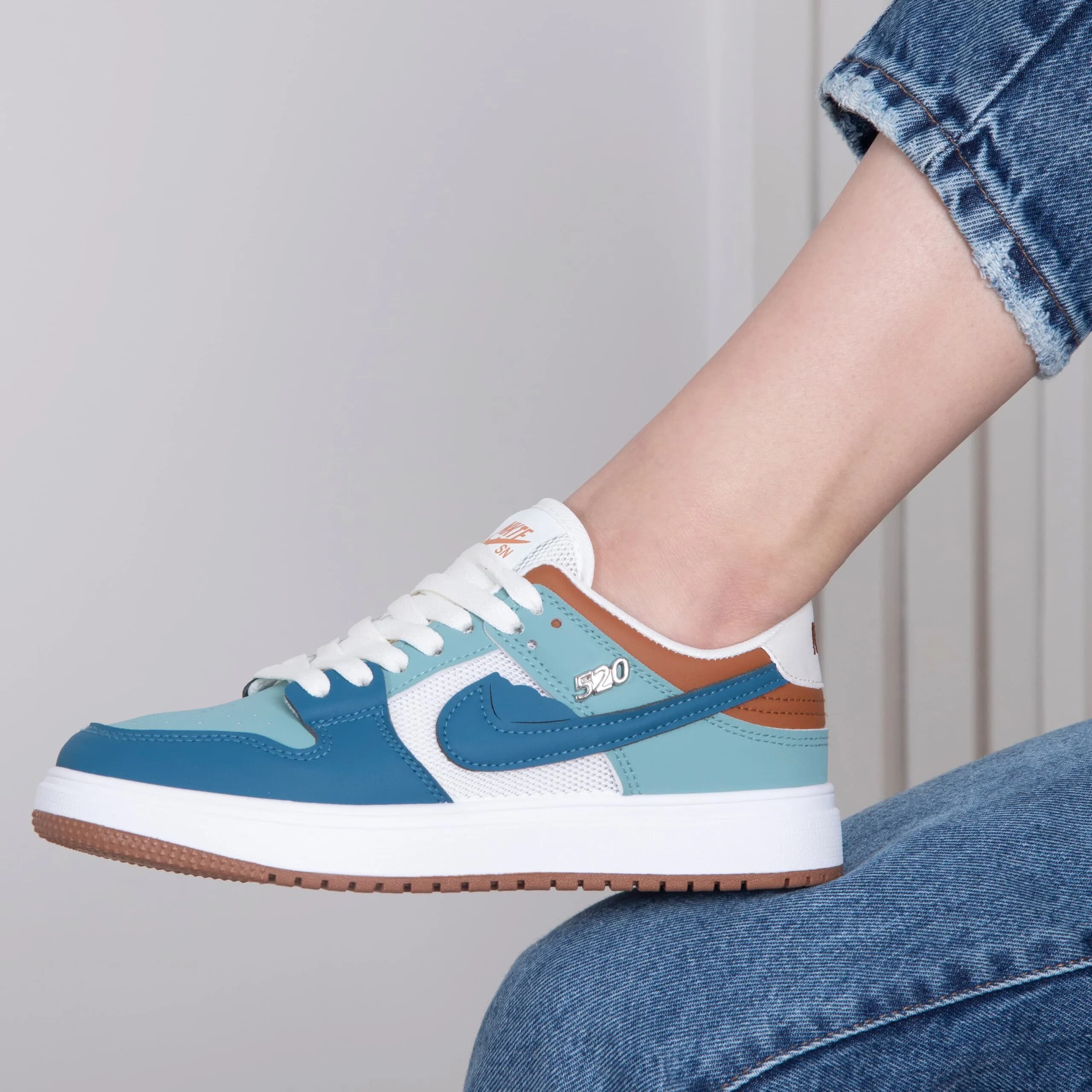 کتونی دخترونه وارداتی جردن NIKE/12449 — تصویر ۵