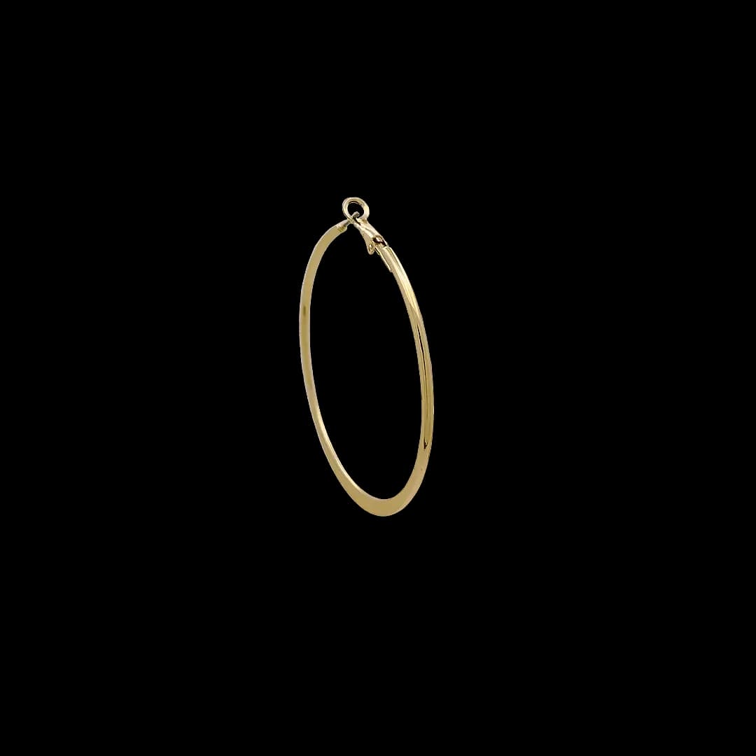 گوشواره حلقه‌ای تخت طلایی (مدل لبه‌دار/Sharp Edge) — تصویر ۳