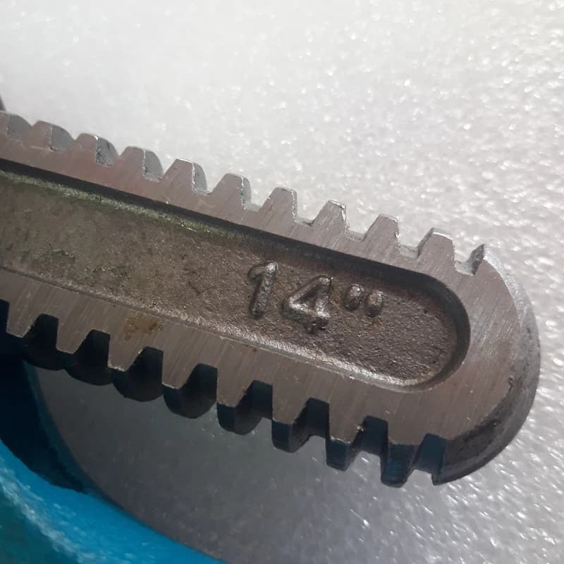 آچار لوله گیر توتال مدل THT171141 سایز ۱۴ اینچ — تصویر ۳