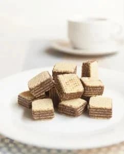 ویفر شکلاتی مکعبی Cizmeci Time مدل Cubes وزن 100گرم — تصویر ۳