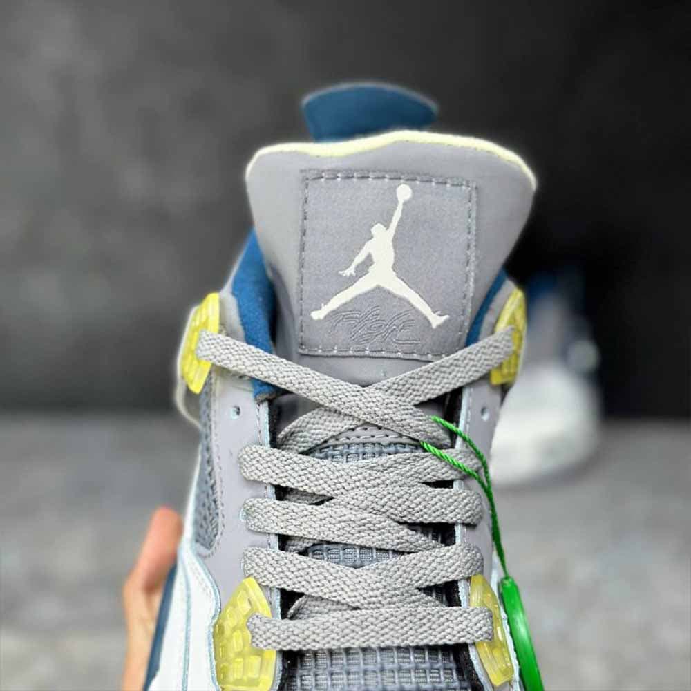 جردن 4 رترو اس ای کرفت فوتون داست Jordan 4 Retro SE Craft Photon Dust — تصویر ۴