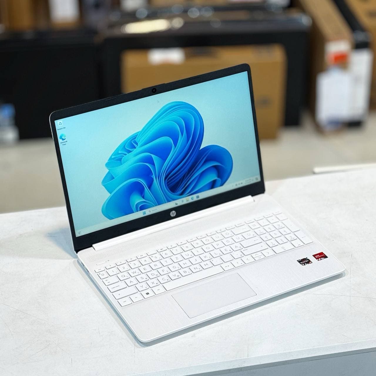 لپ تاپ استوک اچ پی 15S Ryzen3 — تصویر ۳