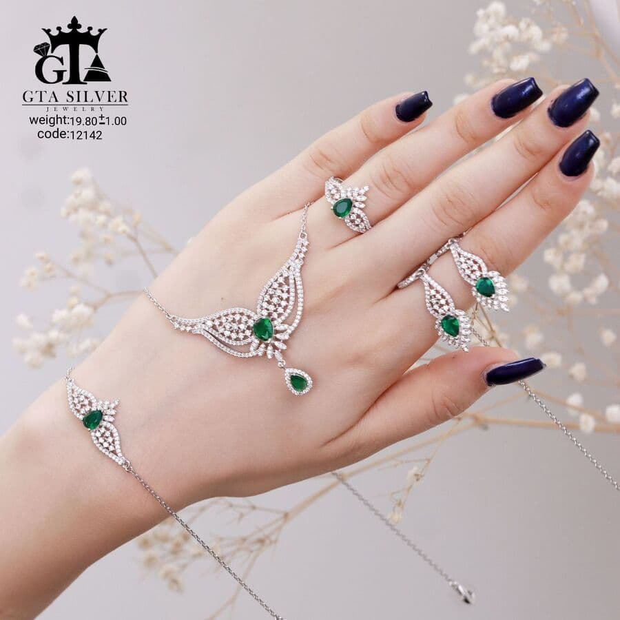 سرویس نقره نگین سبز میکرو زنجیری کد 12142 — تصویر ۳