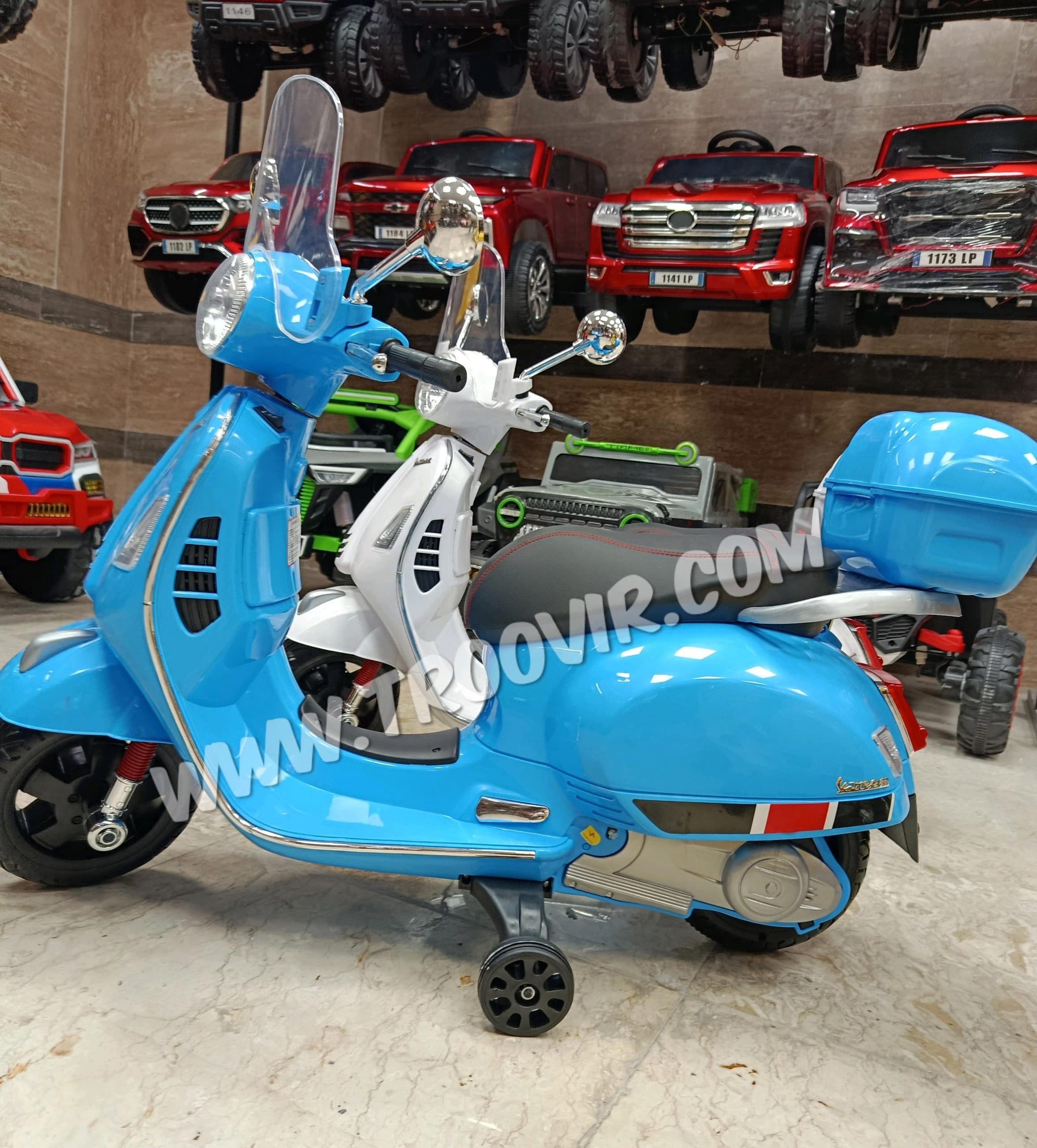 موتور شارژی کودک وسپا مدل 1121LR (VESPA) صندوقدار با تنوع رنگ — تصویر ۹