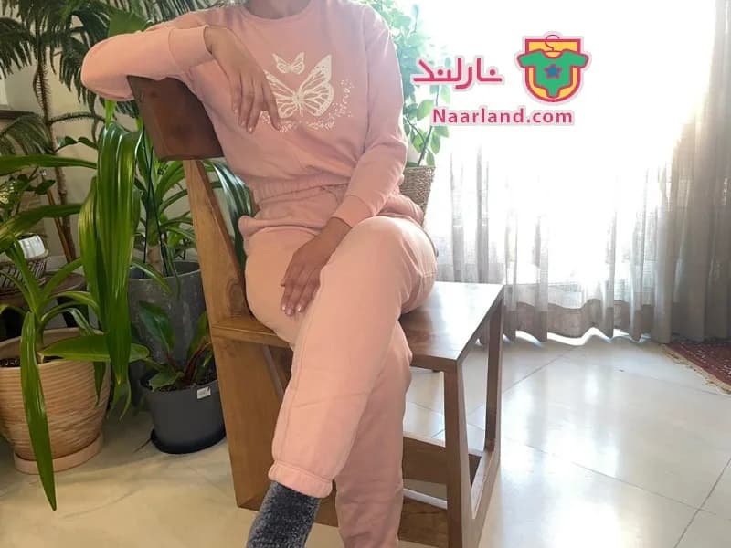 ست بلوز کراپ شلوار دورس داخل کرک Pepperts صورتی طرح پروانه — تصویر ۲