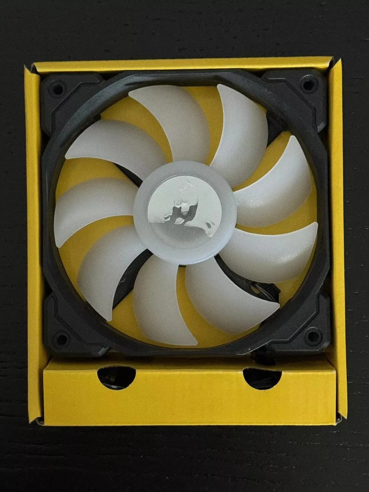 فن خنک کننده کورسیر مدل SP120 RGB PRO – استوک — تصویر ۵