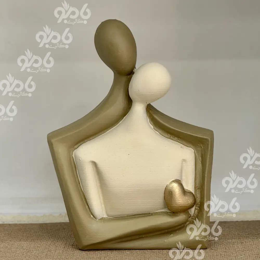 مجسمه رزین ماه عسل تندیس عشق بزرگ