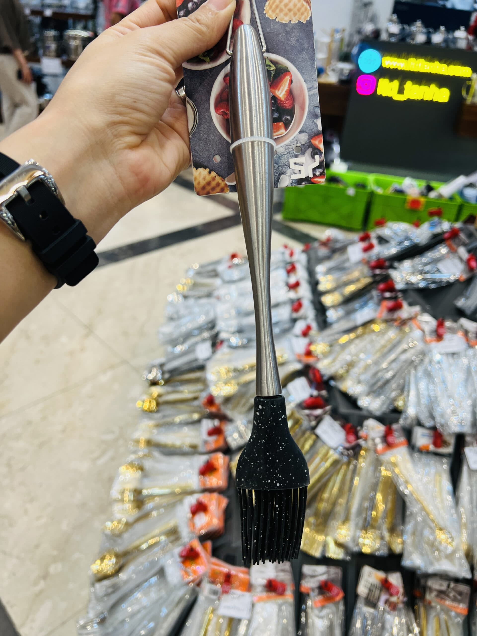 فرچه سیلیکون استیل M6190