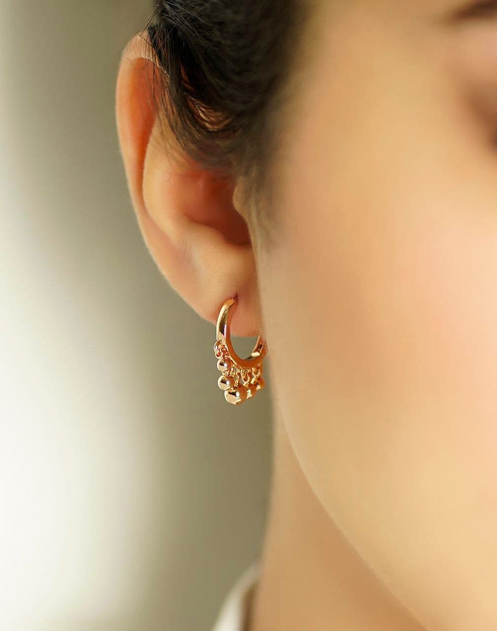 گوشواره زنانه آبشاری طرح گوی GV07