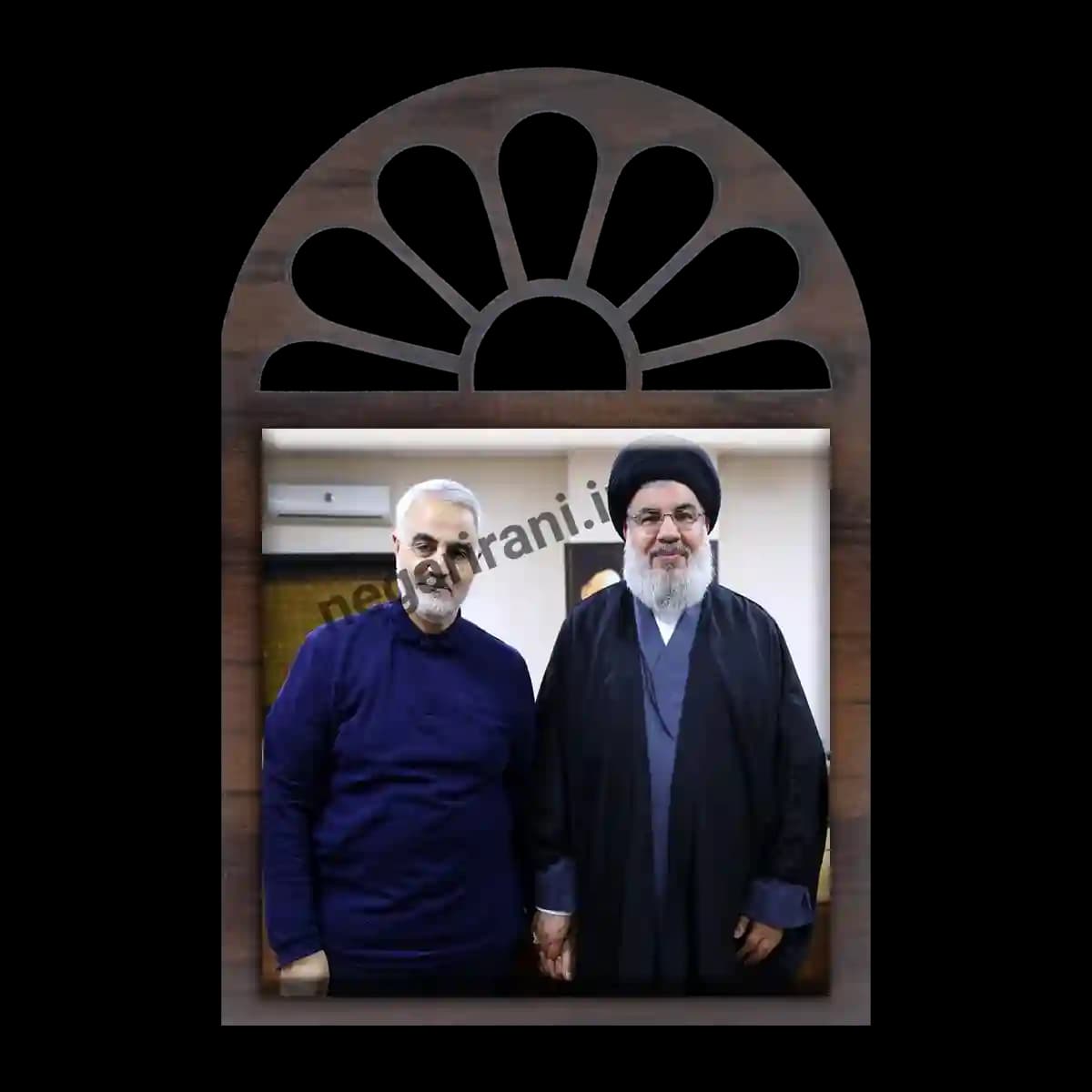 تندیس کاشی پنجره ای شهید حسن نصرالله و شهید حاج قاسم سلیمانی مدل 2Z43