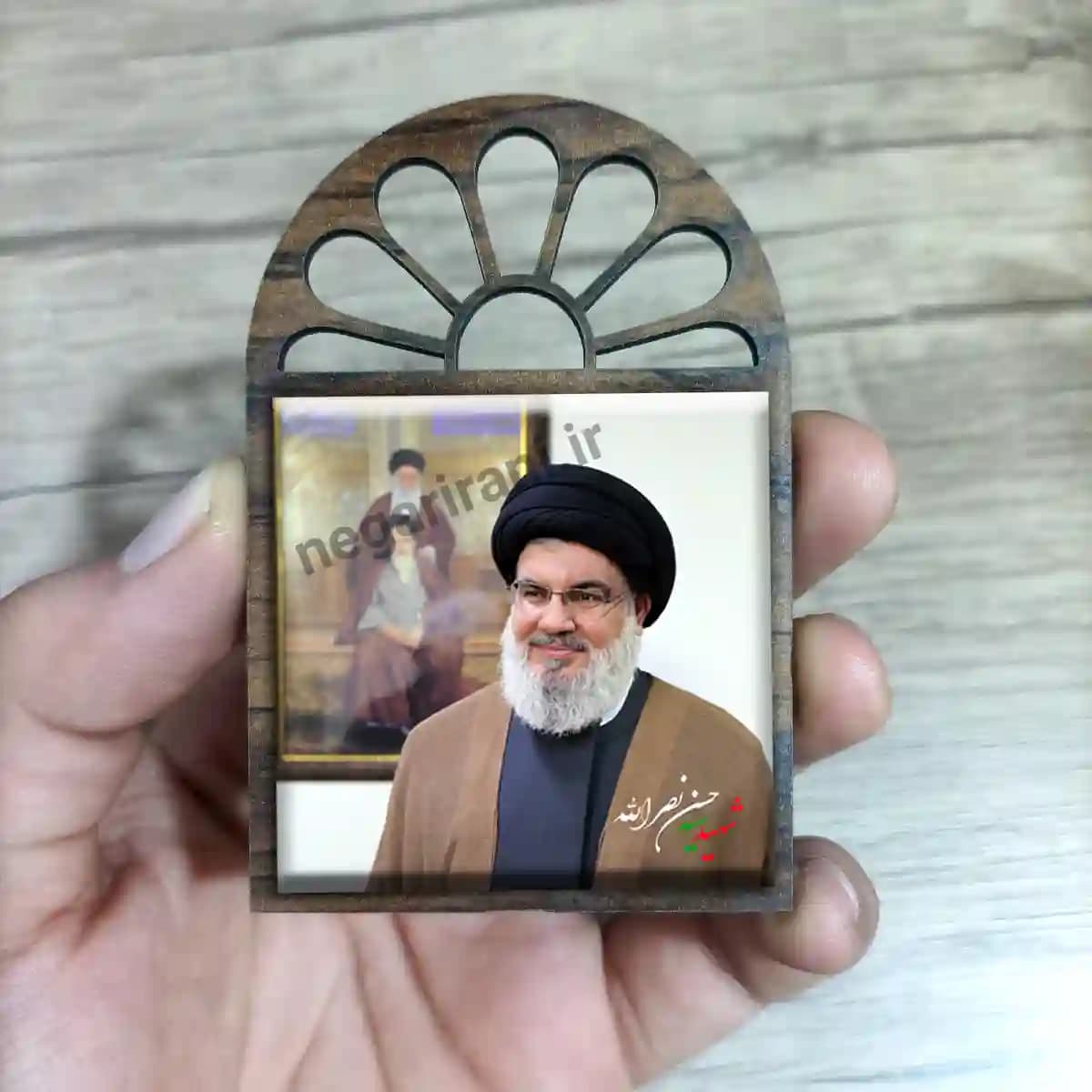 تندیس کاشی پنجره ای شهید نصرالله و رهبری و امام خمینی مدل 2Z40 — تصویر ۳