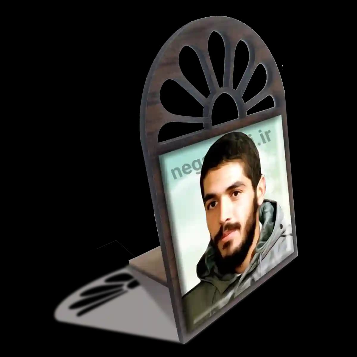 تندیس کاشی پنجره ای شهید ابراهیم هادی مدل 2Z3 — تصویر ۴