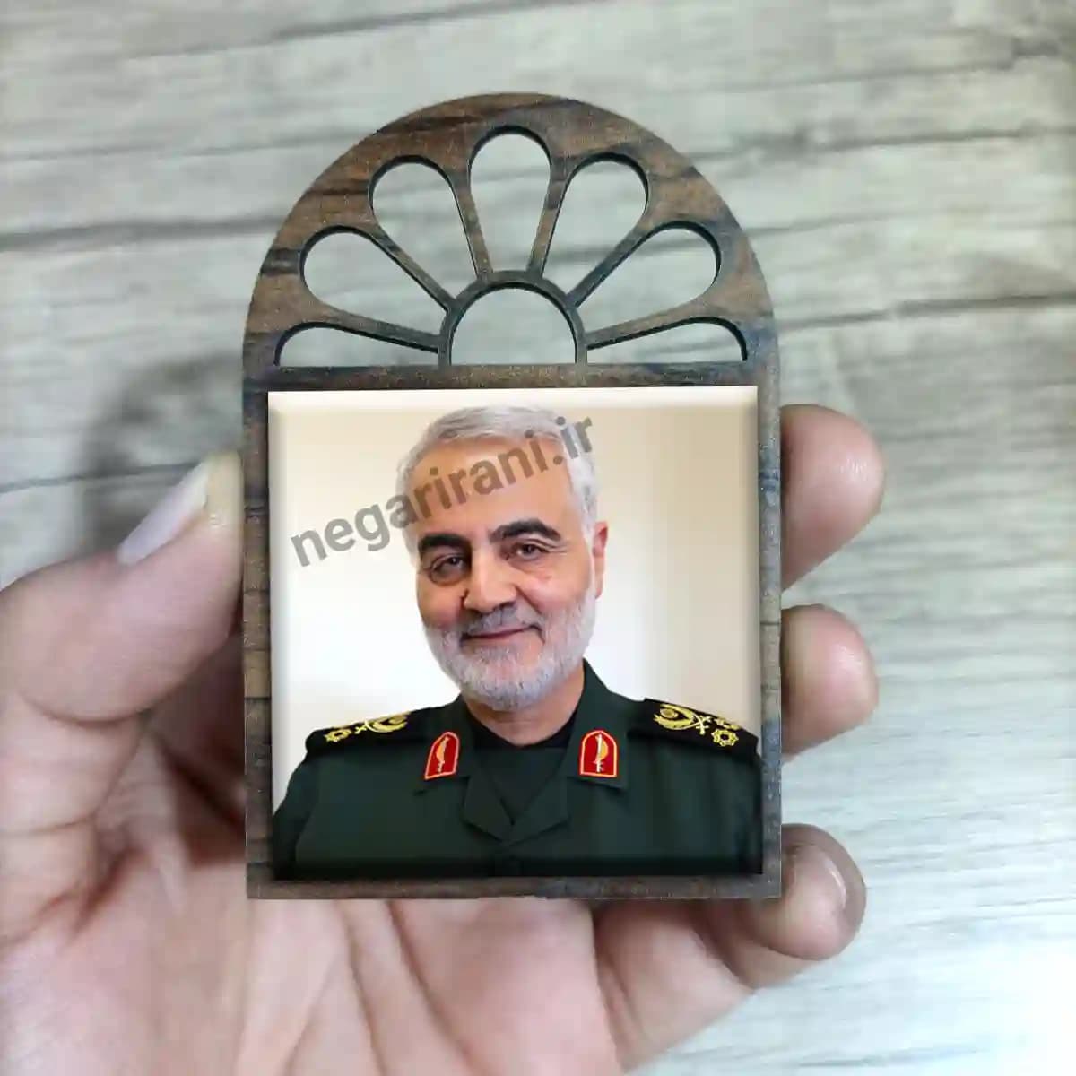 تندیس کاشی پنجره ای حاج قاسم مدل 2ZG21 — تصویر ۳