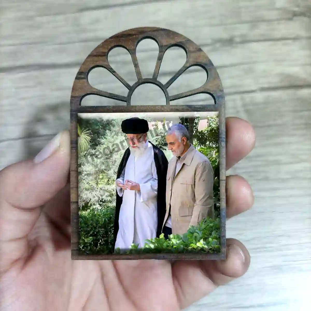 تندیس کاشی پنجره ای امام رهبری و حاج قاسم مدل 2ZG14 — تصویر ۳