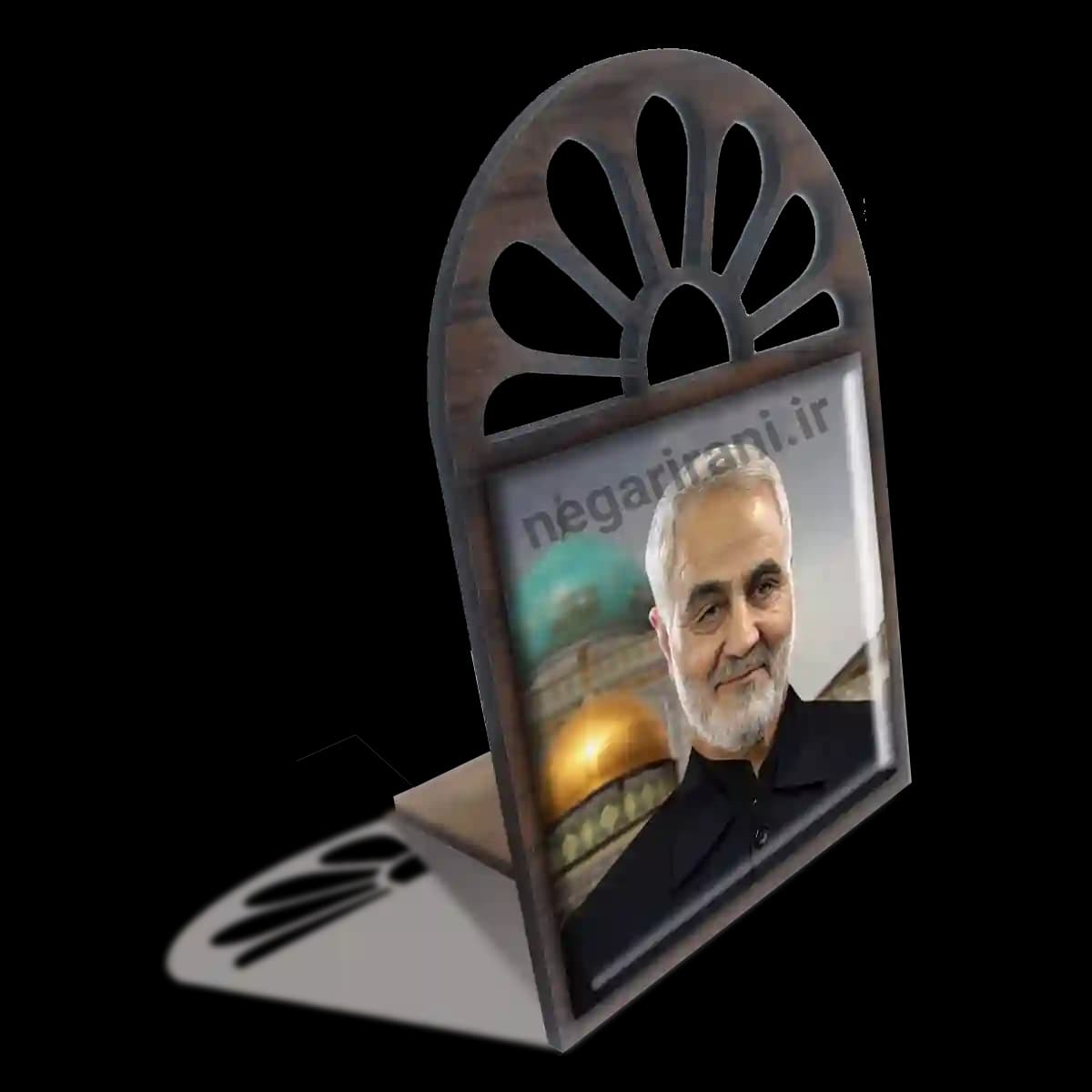 تندیس کاشی پنجره ای حاج قاسم و حرم مدل 2ZG9 — تصویر ۴