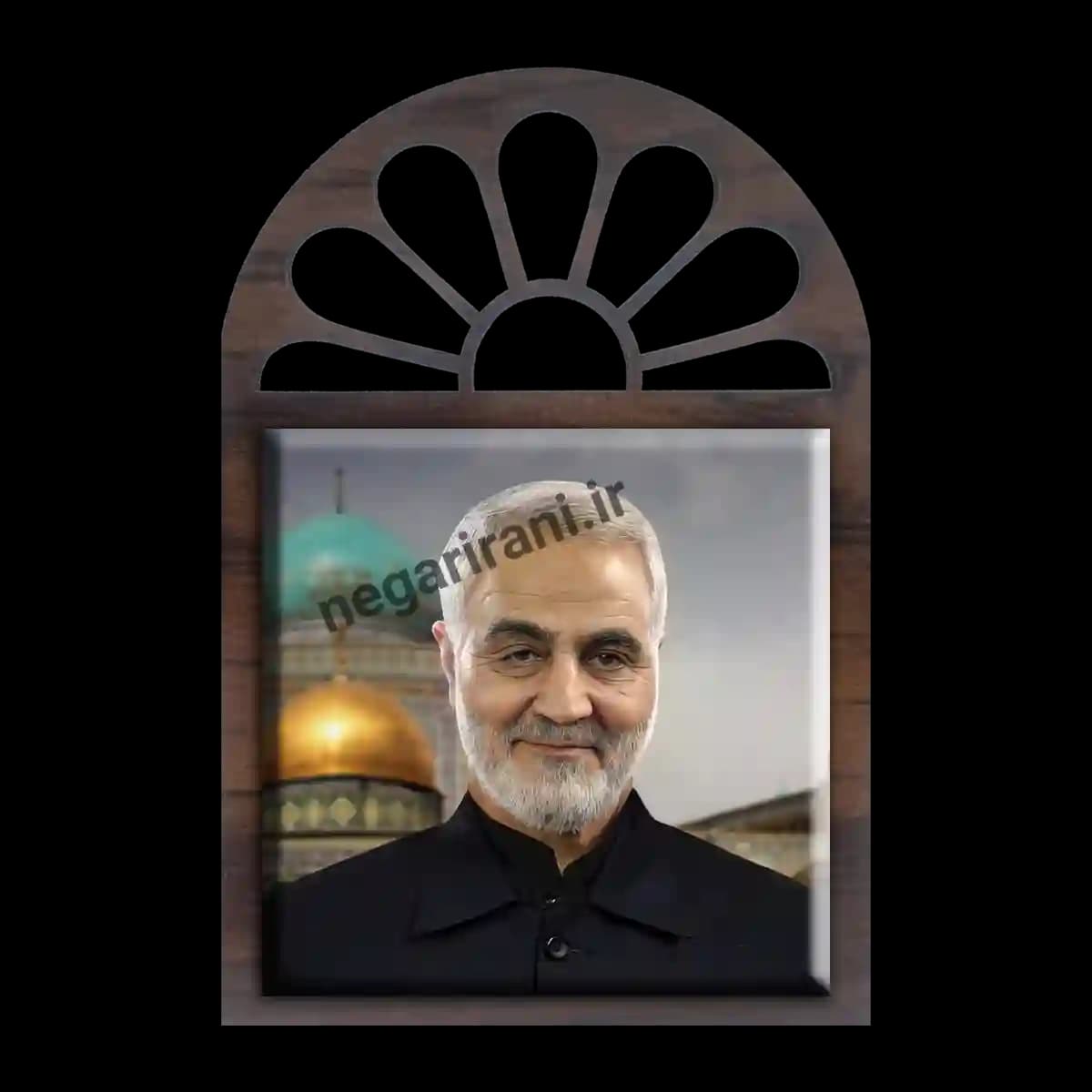 تندیس کاشی پنجره ای حاج قاسم و حرم مدل 2ZG9 — تصویر ۲