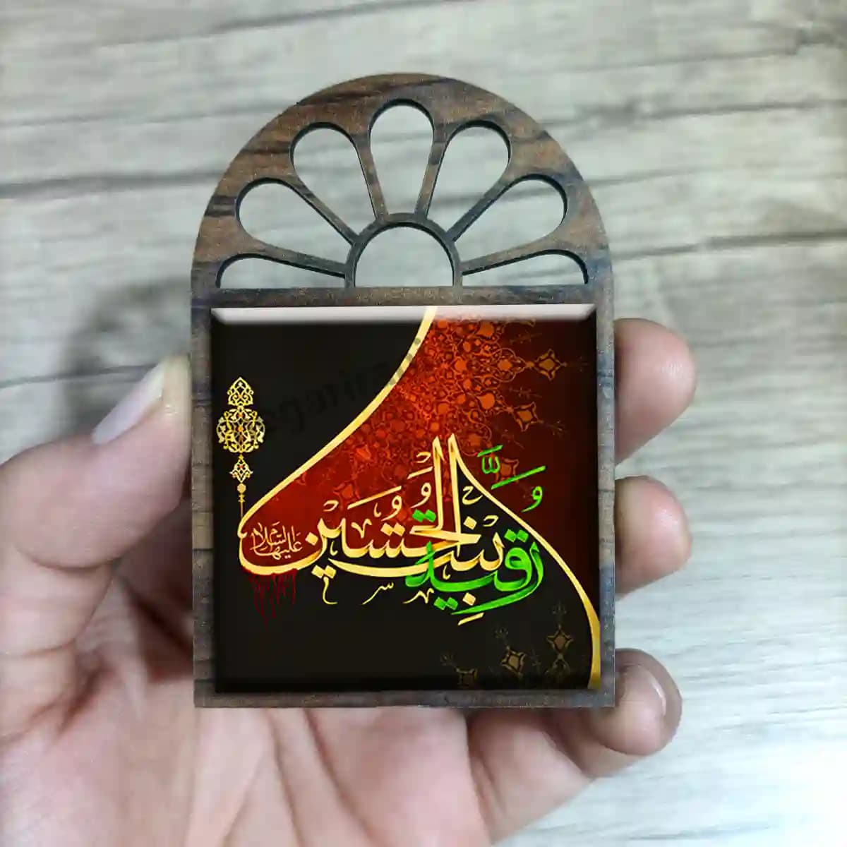 تندیس کاشی پنجره ای رقیه بنت الحسین علیه السلام مدل 2Q 2 — تصویر ۳