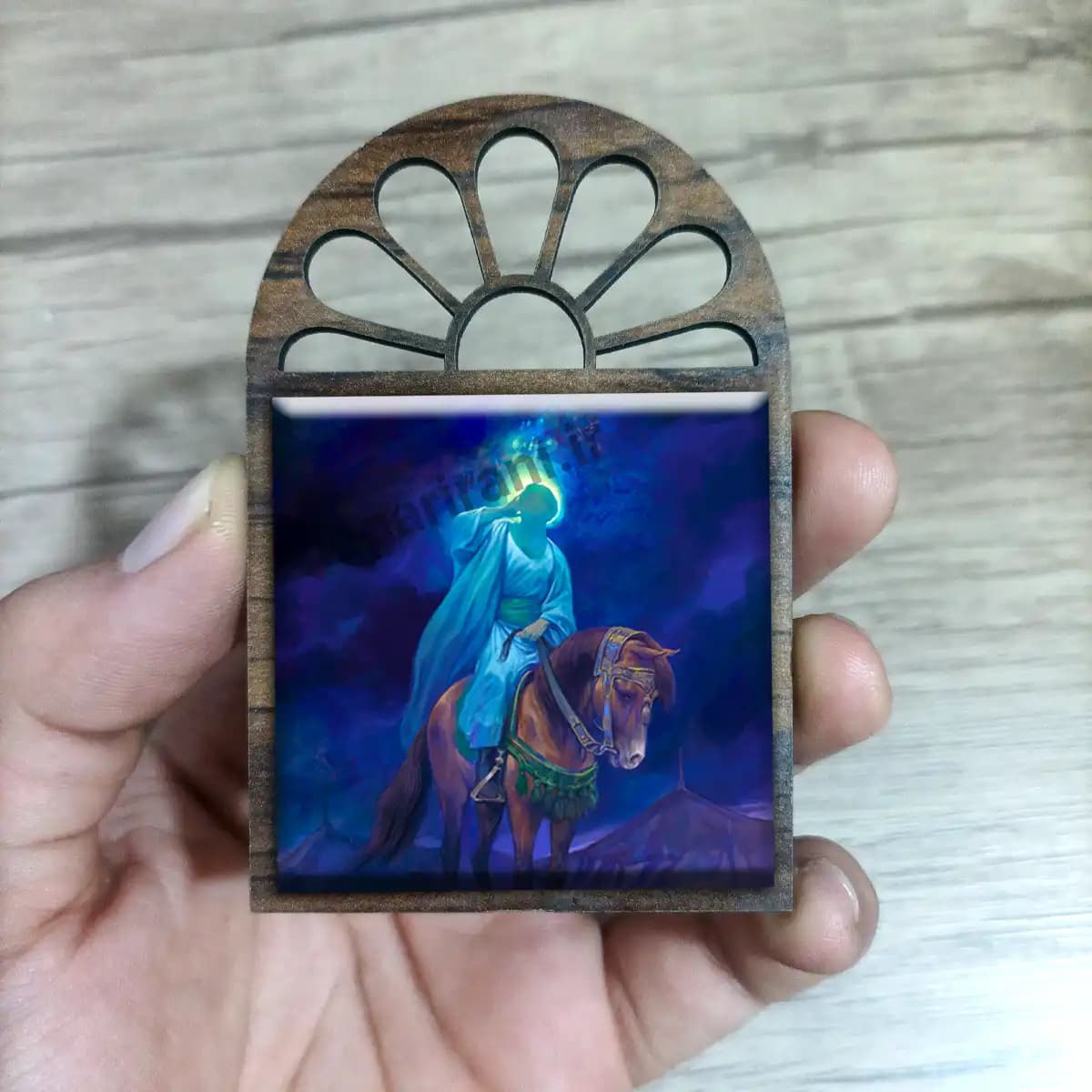 تندیس کاشی پنجره ای تمثال اذان گوی حرم مدل 2G 5 — تصویر ۳